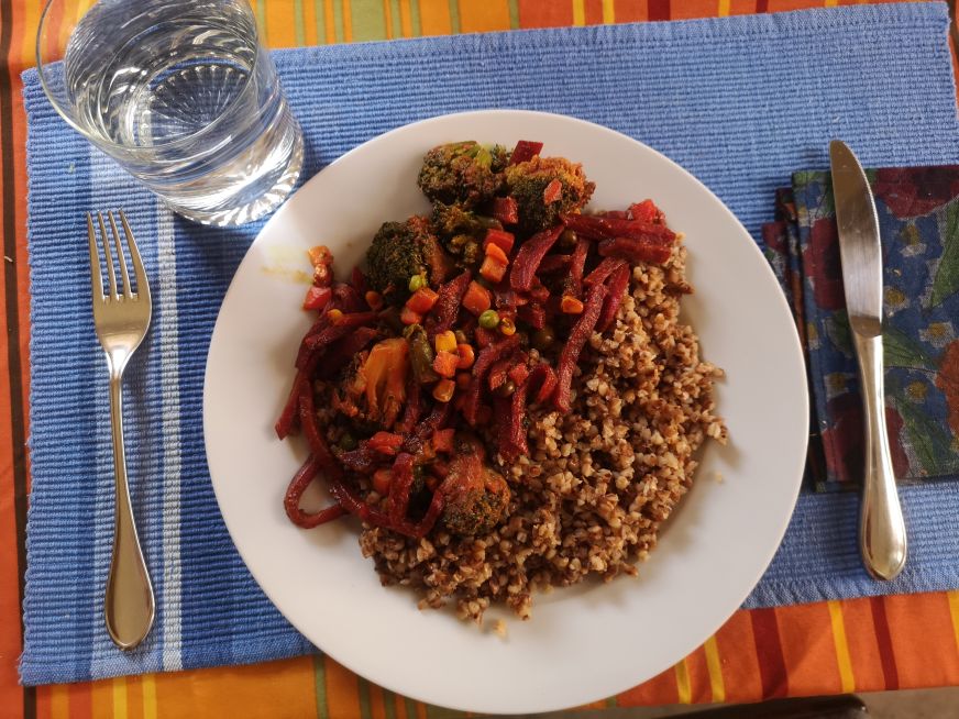 Céklás zöldségragu