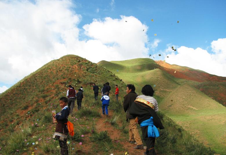 Scattering windhorses *