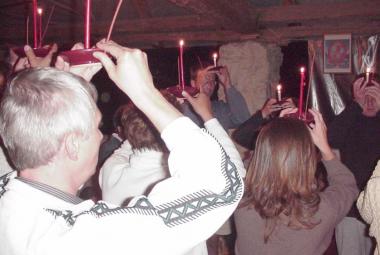 Menedékvétel a jásdi elvonuláson 2000-ben