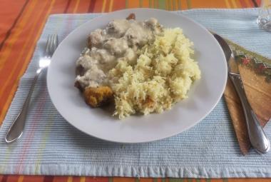 Kelbimbó sajtmártással