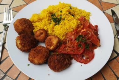 Tepsiben sült fokhagymás paradicsom