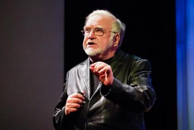 Csíkszentmihályi Mihály a TED színpadán